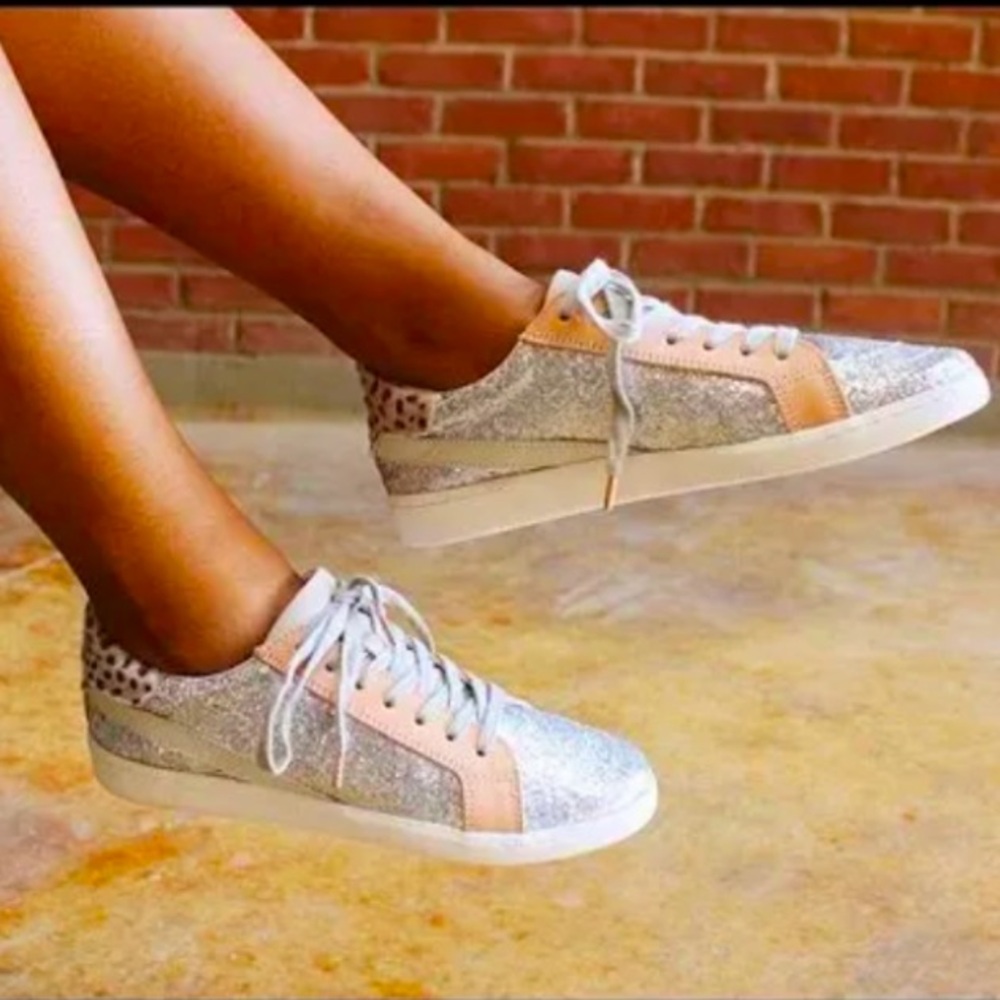 Dolce Vita Nino Silver Glitter Leopard Sneaker NWOT